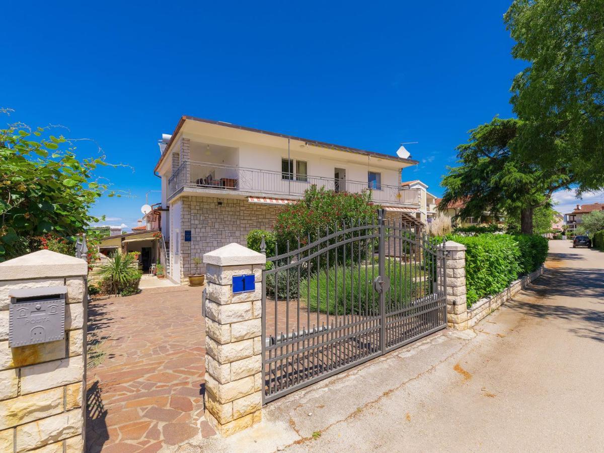 אומאג Apartment Nika-3 By Interhome מראה חיצוני תמונה